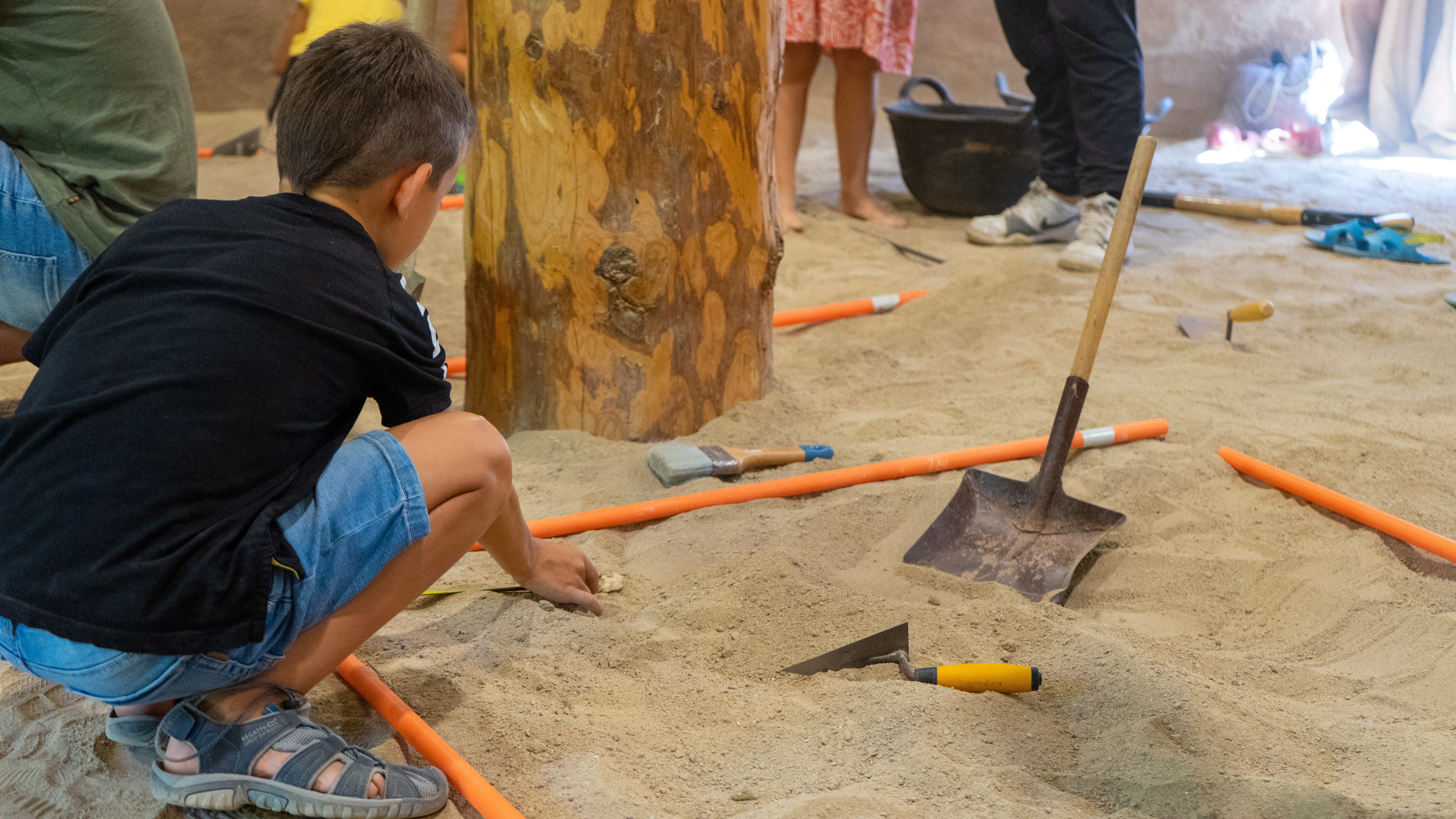 Taller_excavacio_©Coves Espluga