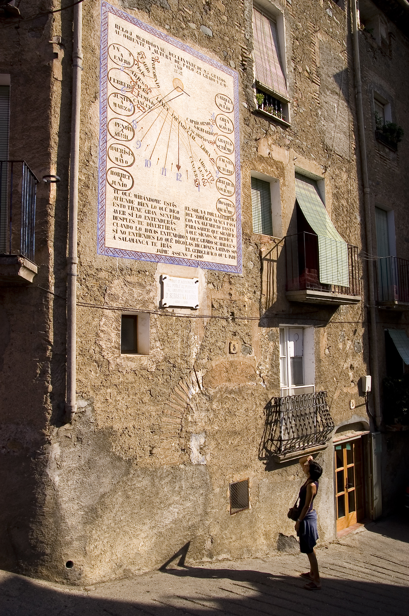 La vila dels rellotges de sol de la Costa Daurada